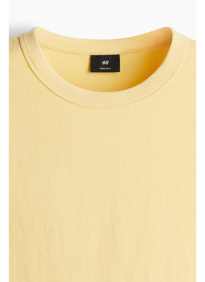H&M Yellow Dusty Light Regular Fit T-shirt for Men | Best Price UAE