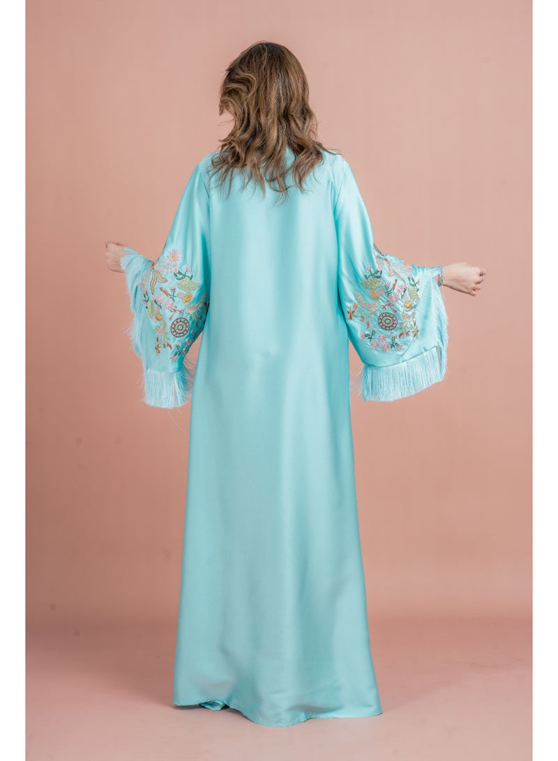 اكسا جلابية مطرزة بأكمام لامعة - Image 2