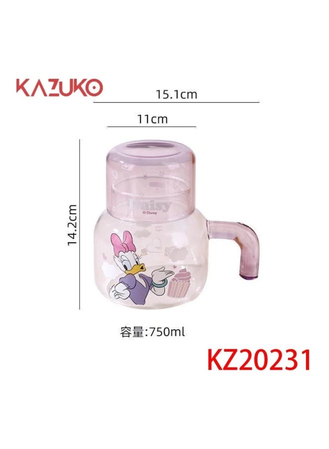 The transparent Batouta teapot and cup set adds a touch of delicacy and elegance to every sip.