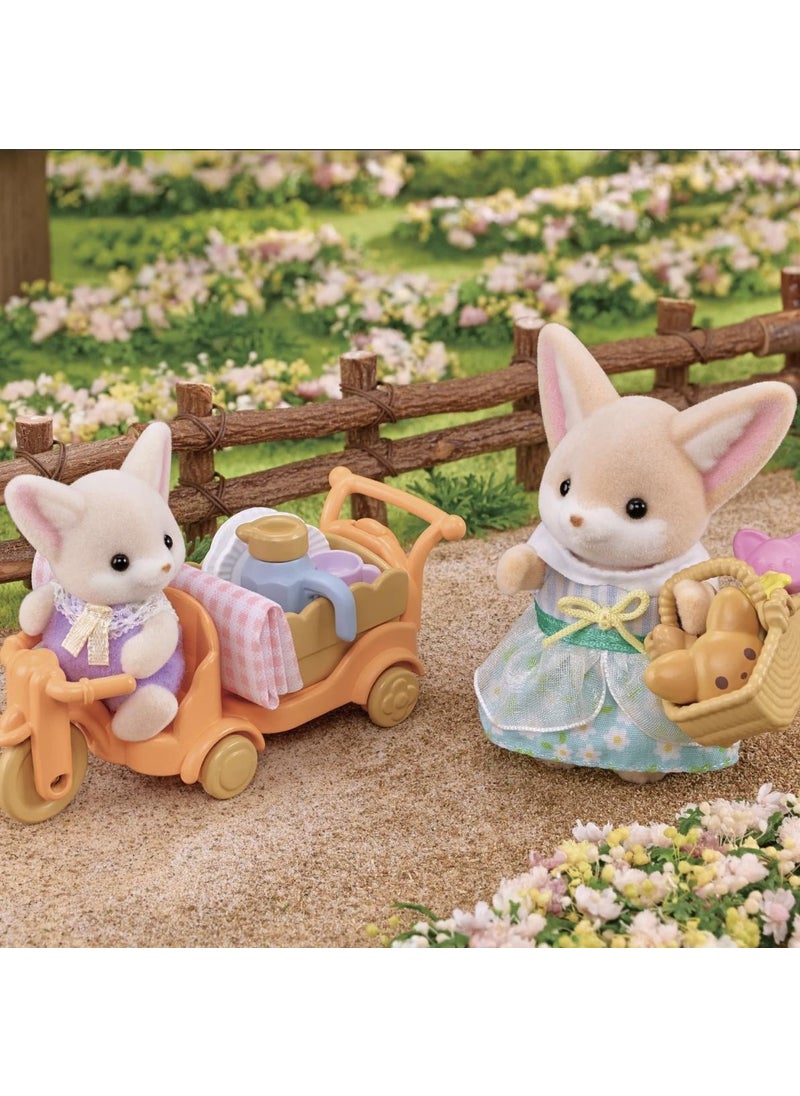 Sylvanian Families Picnic Set - Desert Fox Girl and Baby 5698  - Image 3