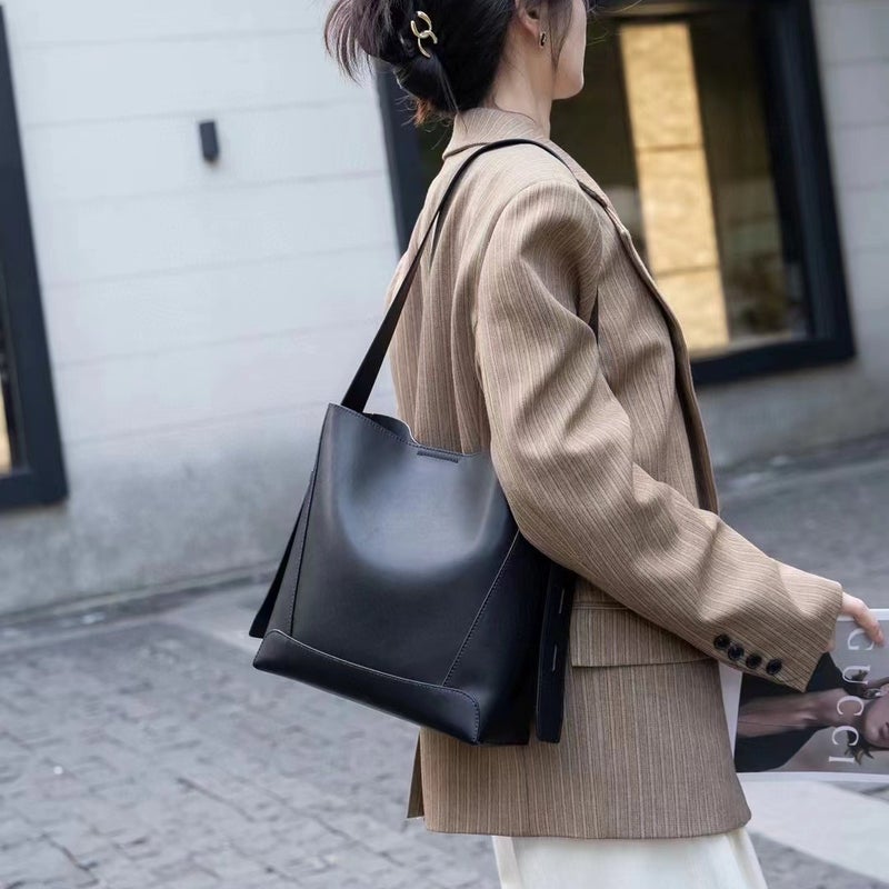 Leather Women'S Bag Commuter All-Match Tote Bag New Fashion Leather Women'S Shoulder Bag Cowhide Bucket Bag Spot - Image 2