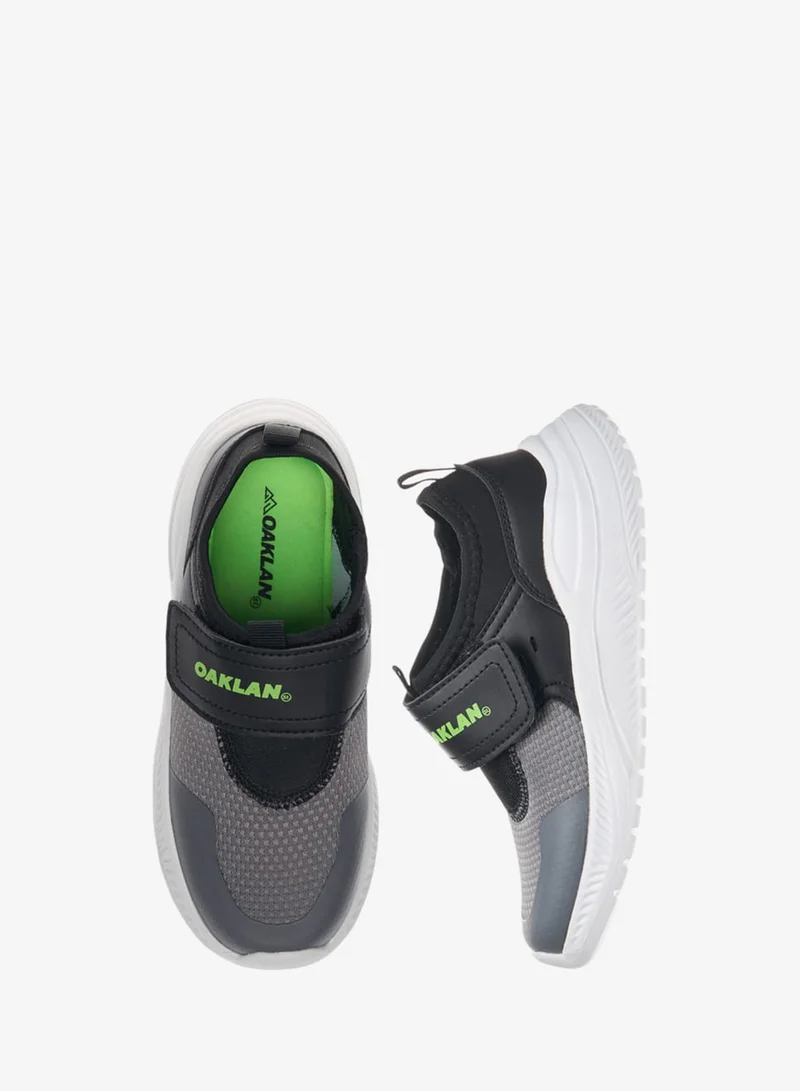 Oaklan by Shoexpress Boys Pull Tab Detail Sports Shoes with Hook and Loop Closure