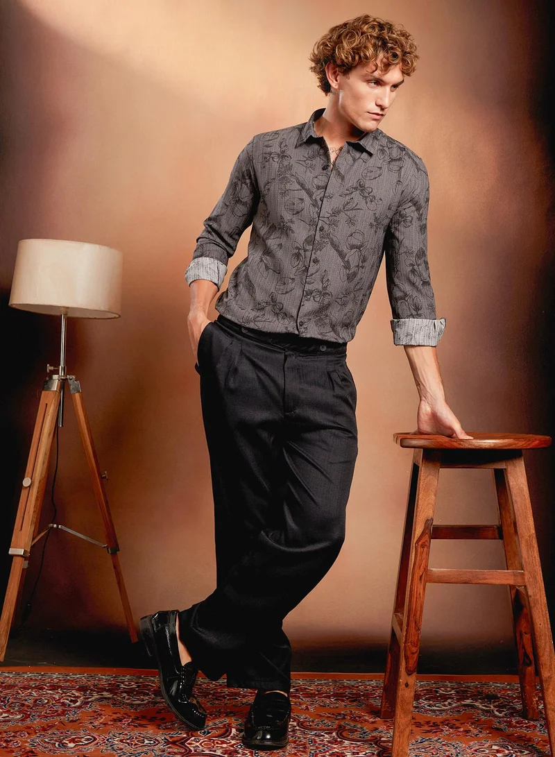 Campus Sutra Campus Sutra Men's Graphite Grey Bloomline-Tactile Shirt For Casual Wear | Spread Collar | Long Cuffed Sleeves | Button Closure | Shirt Crafted With Comfort Fit For Everyday Wear