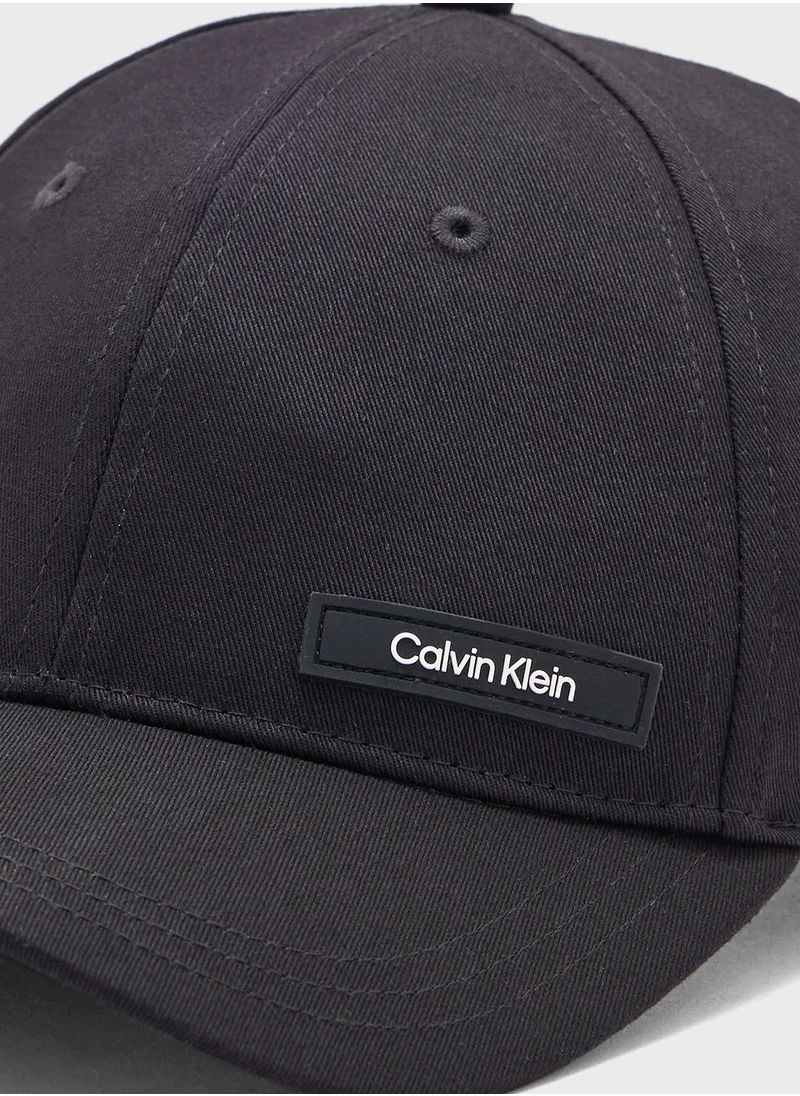 كالفن كلاين ESSENTIAL PATCH BB CAP