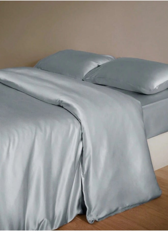 LUNA Home Silky satin king size 6-piece bedding set, silver color.  - Image 4