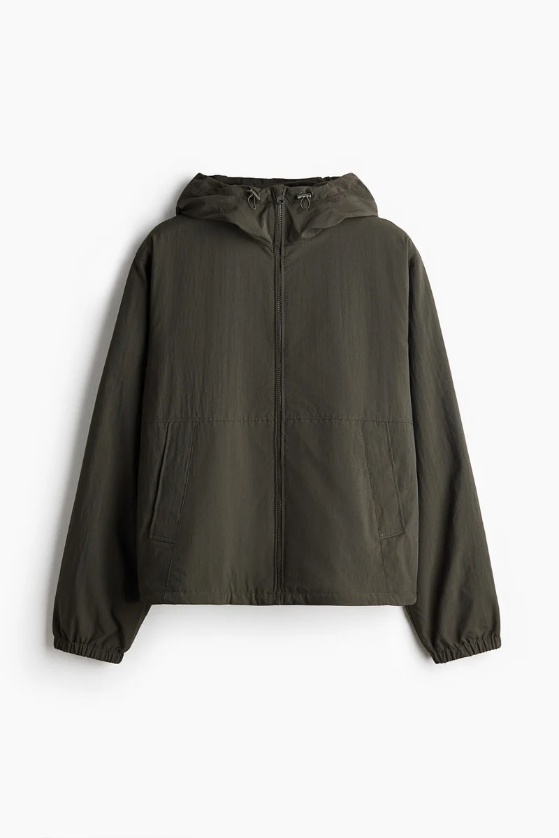 Water-repellent nylon windbreaker