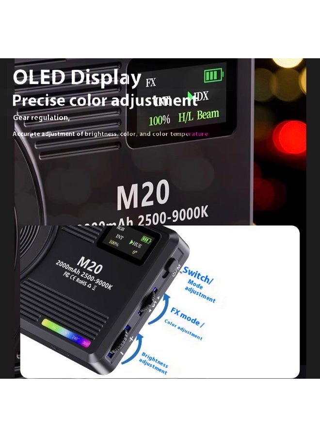 فلاشهوك مصباح فيديو RGB مغناطيسي M20 للجيب | إضاءة كاميرا LED ثنائية اللون (2500K-9000K) مع مشبك هاتف وحامل هوت شو | CRI 95+، قابل لإعادة الشحن 2000 مللي أمبير | مثالي لـ يوتيوب، تيك توك، والبث المباشر - Image 3