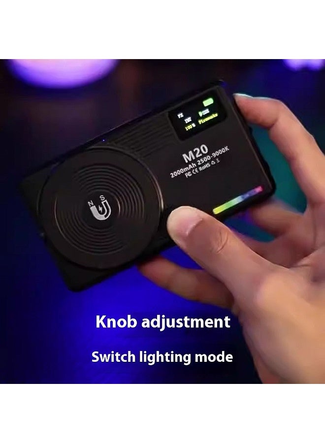 فلاشهوك مصباح فيديو RGB مغناطيسي M20 للجيب | إضاءة كاميرا LED ثنائية اللون (2500K-9000K) مع مشبك هاتف وحامل هوت شو | CRI 95+، قابل لإعادة الشحن 2000 مللي أمبير | مثالي لـ يوتيوب، تيك توك، والبث المباشر - Image 5