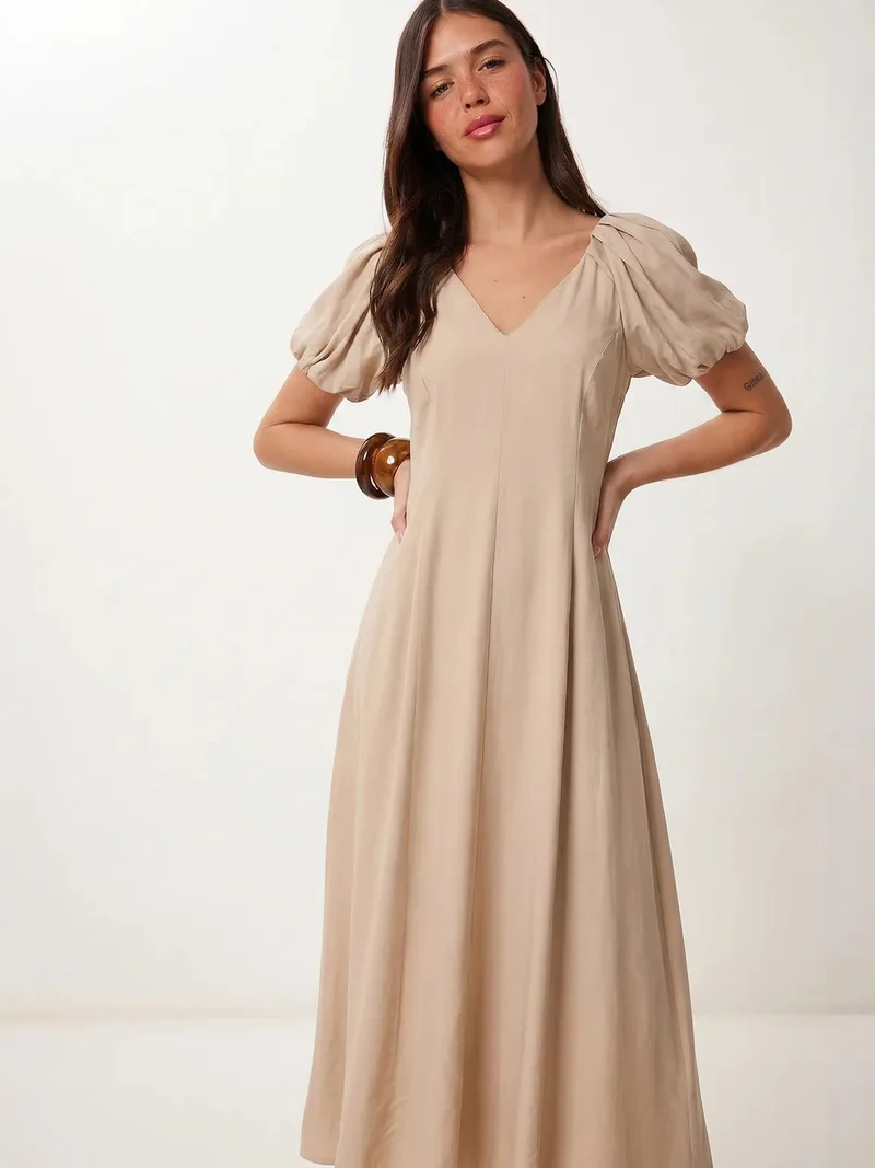 السعادة في إسطنبول ISTANBUL Women's A-line Midi Dress With V-neck