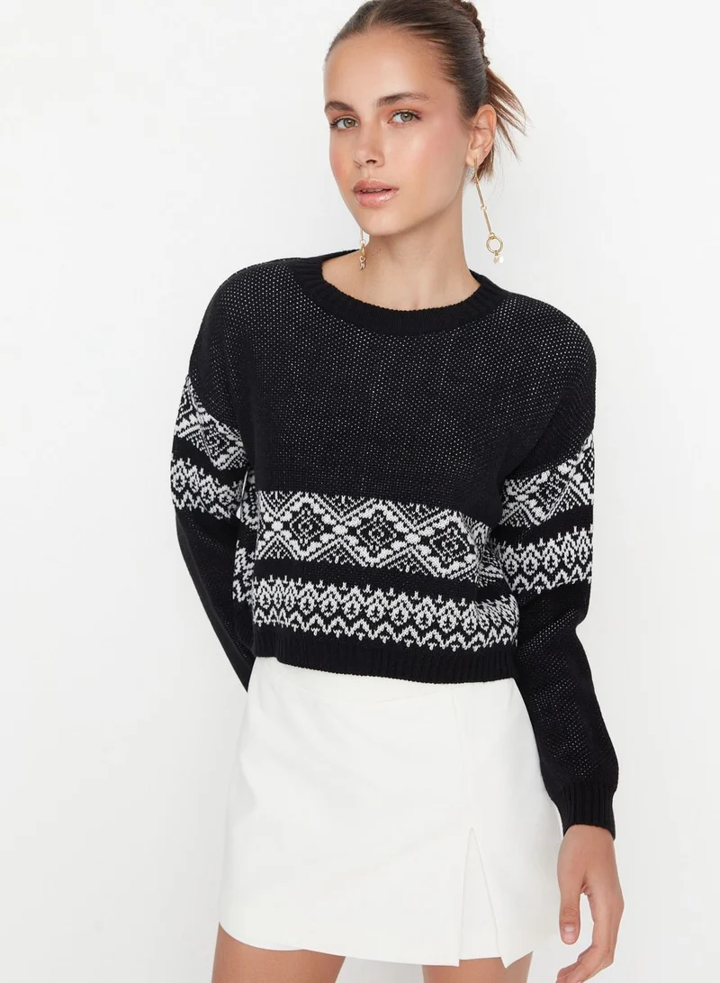 trendyol Printed Crop Sweater