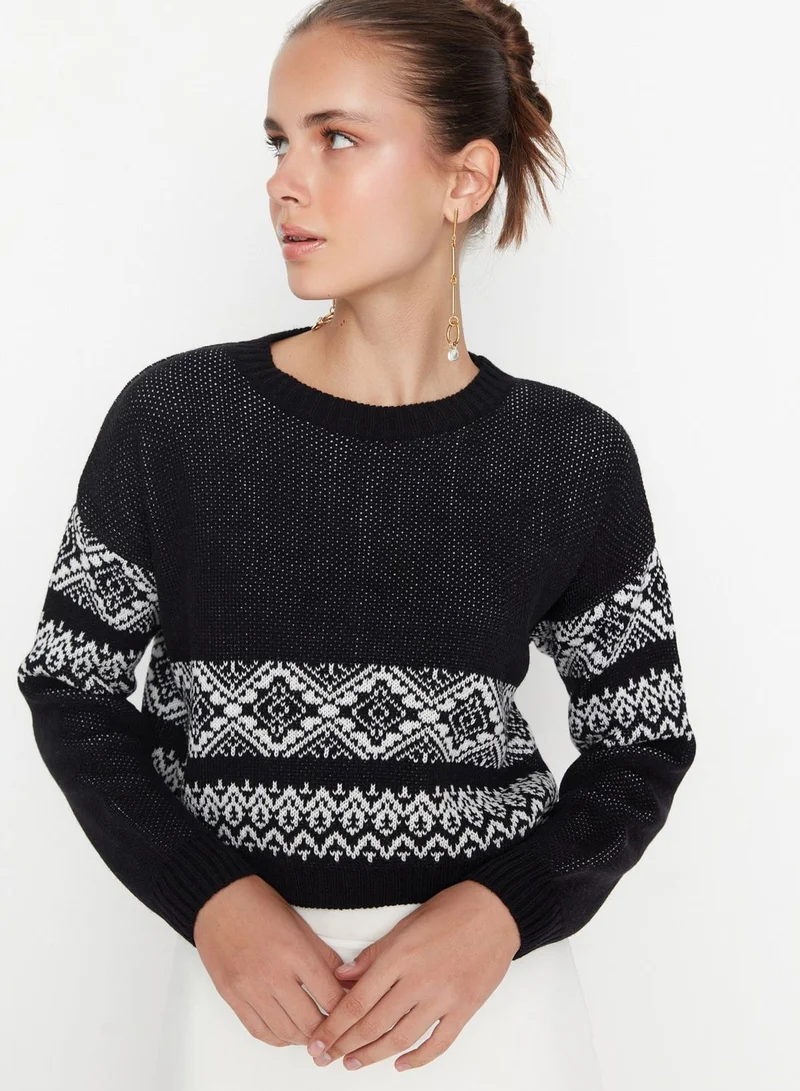 trendyol Printed Crop Sweater