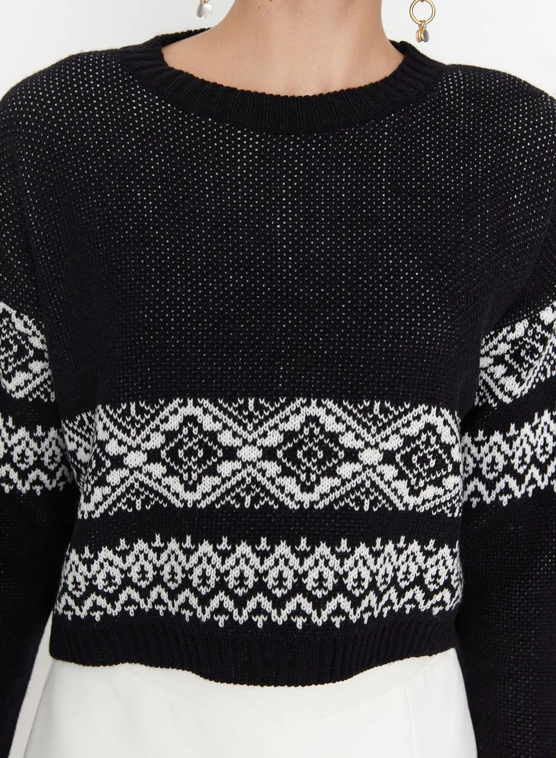 trendyol Printed Crop Sweater