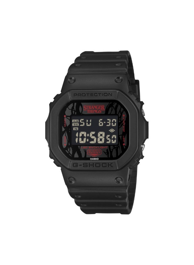 كاسيو ساعة كاسيو جي شوك DW-5600STT-1DR الرقمية للرجال | مقاومة للصدمات | مقاومة للماء حتى 200 متر | إضاءة LED خلفية | ساعة إيقاف ومؤقت تنازلي | سوار راتنج أسود - Image 1