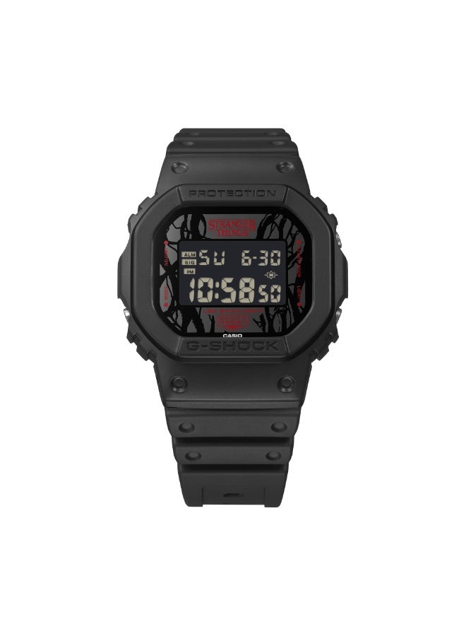 كاسيو ساعة كاسيو جي شوك DW-5600STT-1DR الرقمية للرجال | مقاومة للصدمات | مقاومة للماء حتى 200 متر | إضاءة LED خلفية | ساعة إيقاف ومؤقت تنازلي | سوار راتنج أسود - Image 2