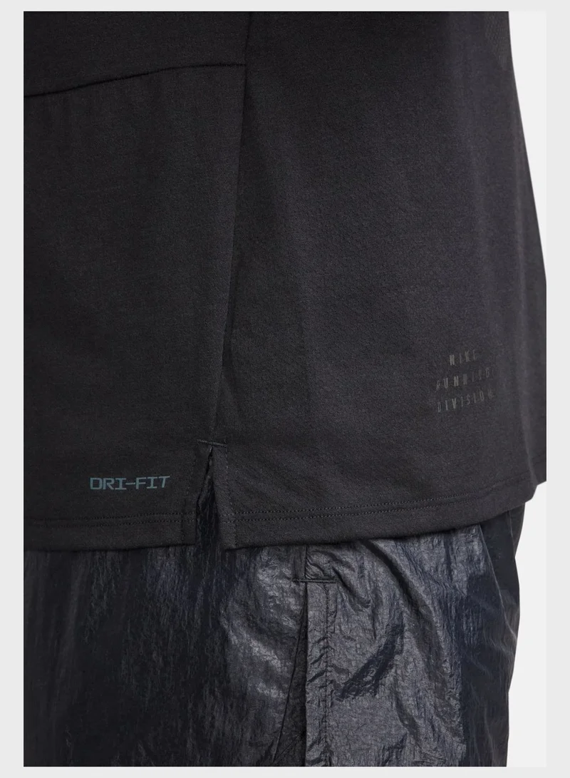 Nike Dri-Fit Rise 365 Run Div T-Shirt