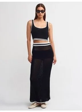 ديلفين 10407 Square Neck Knitwear Crop-Black-Ecru