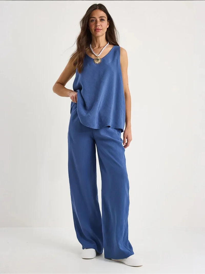 Bianco Lucci LUCCI V-Neck Cotton Blouse-Pants Two-Piece Set