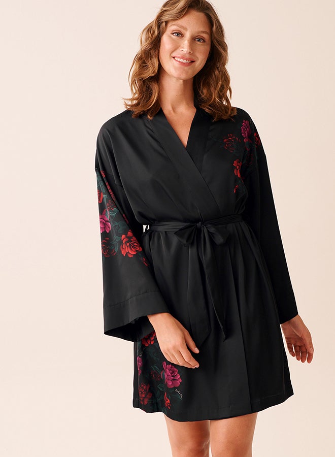 La Vie en Rose Red Rose Print Satin Kimono - Image 5