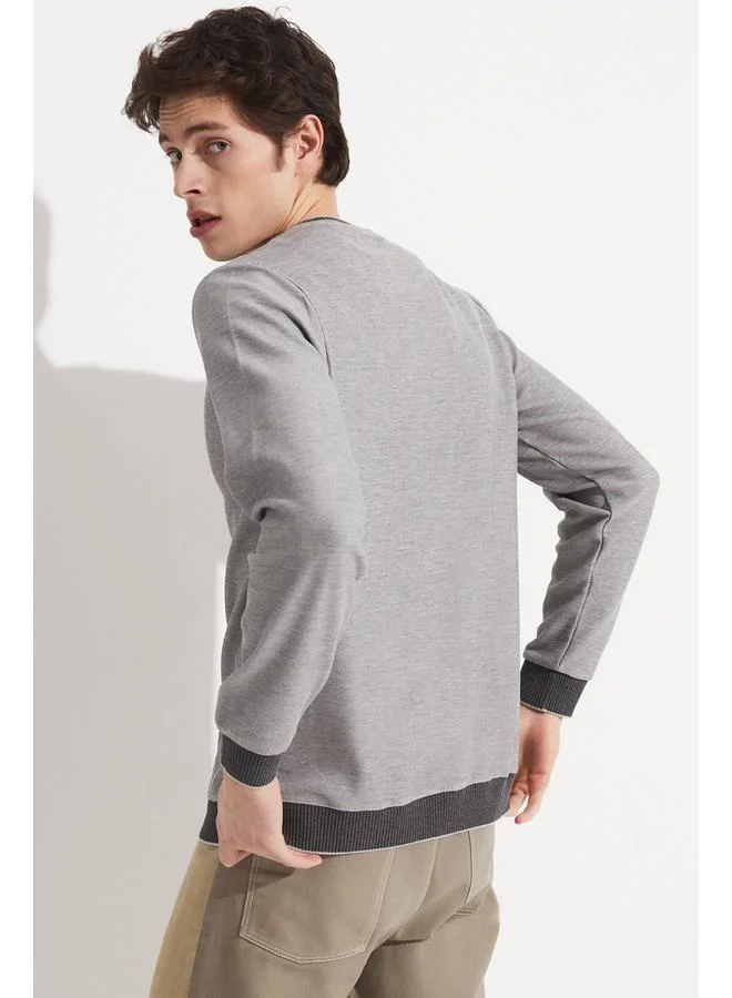جون June Exclusive Men Textured Crew Neck Sweatshirt Grey