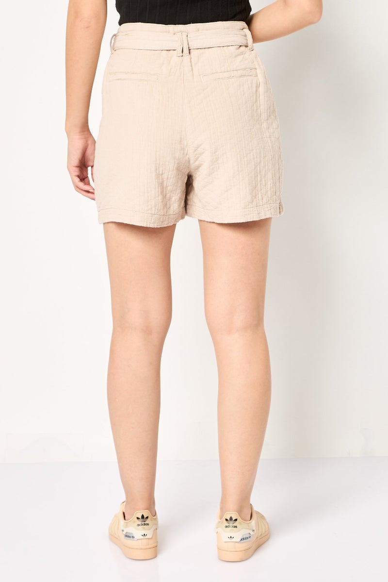promod Women Textured Belted Basic Shorts, Light Mauve - Image 3