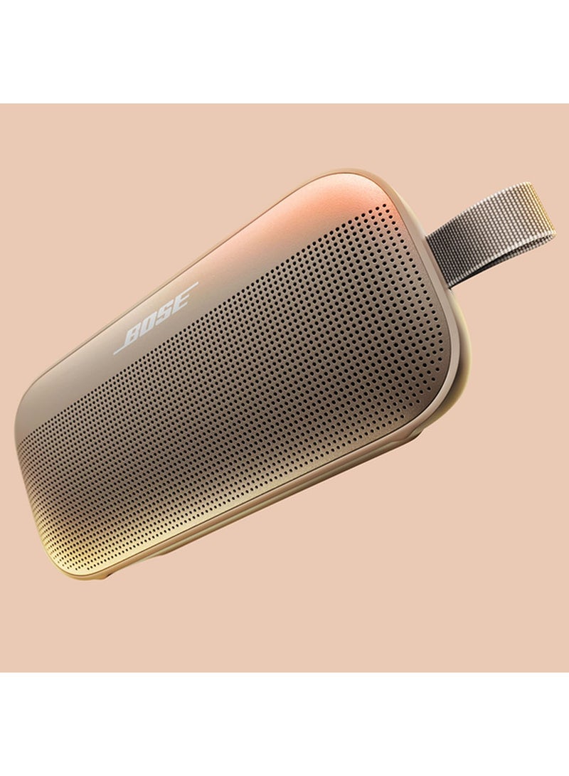 بوز سماعة بلوتوث محمولة SoundLink Flex (الجيل الثاني)، سماعة خارجية محمولة مع صوت عالي الدقة، تصل إلى 12 ساعة من عمر البطارية، مقاومة للماء والغبار - Image 2