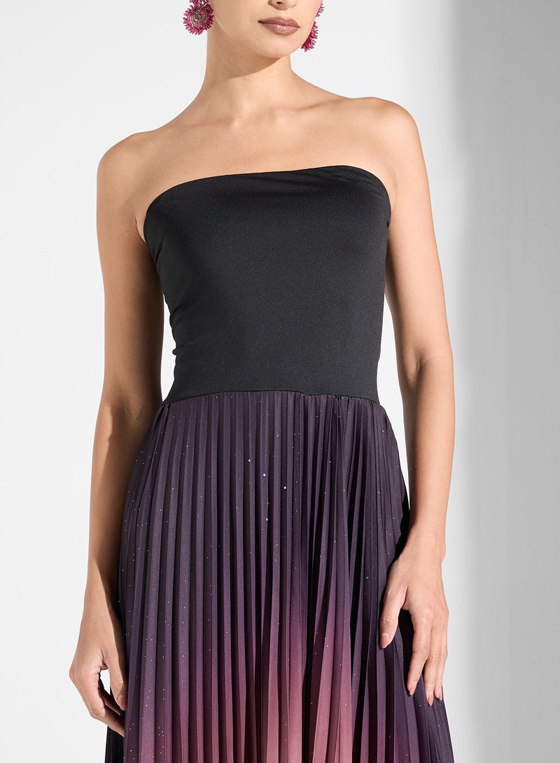 ايلا فستان بليسيه بدون حمالات - Image 3