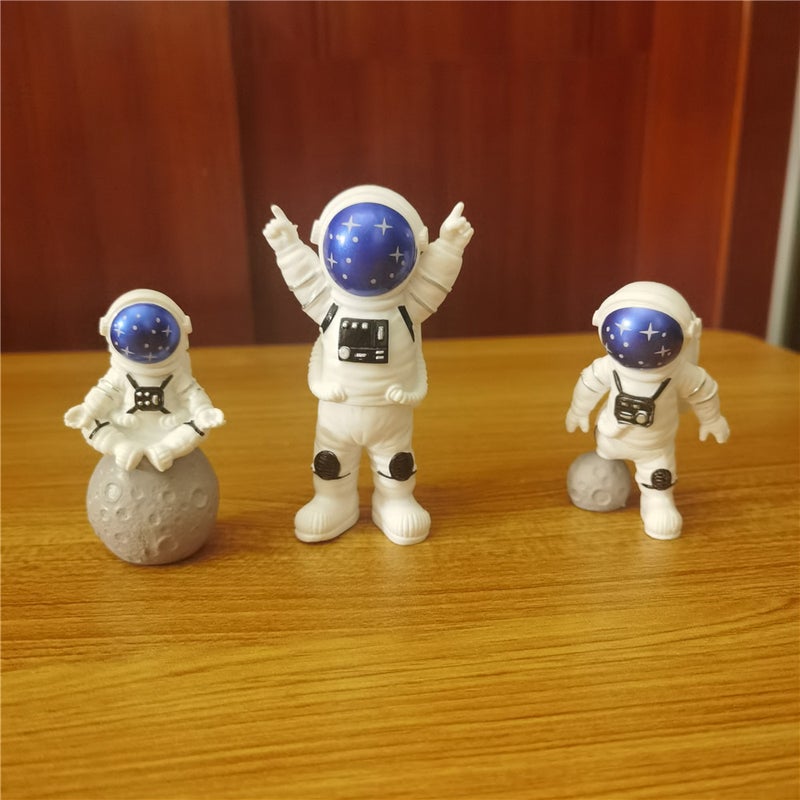 Generic Astronaut Astronaut Star Resin Model Car Ornaments Birthday Cake Baking Decoration Space 3-piece Set Spaceman Blue Three-Piece Set