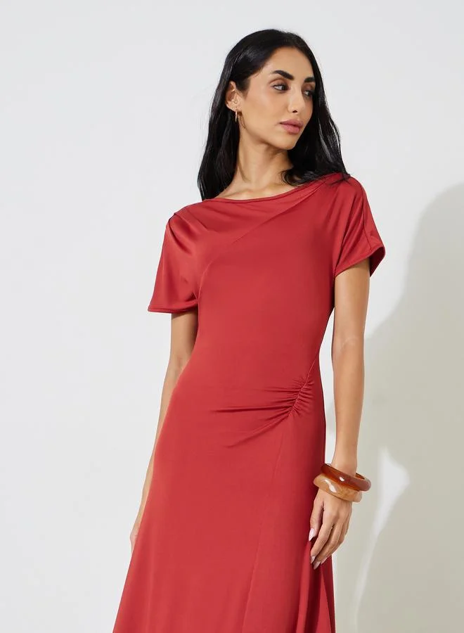 ستايلي Red Solid Side Gathered Detail A-Line Maxi Dress