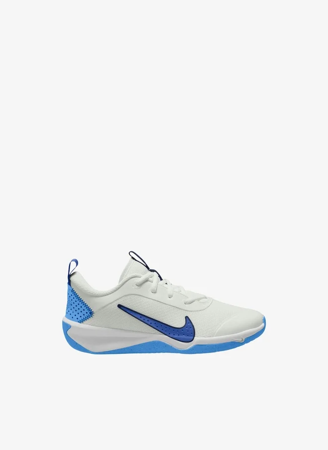 نايكي شباب أومني متعددة الملاعب جي إس