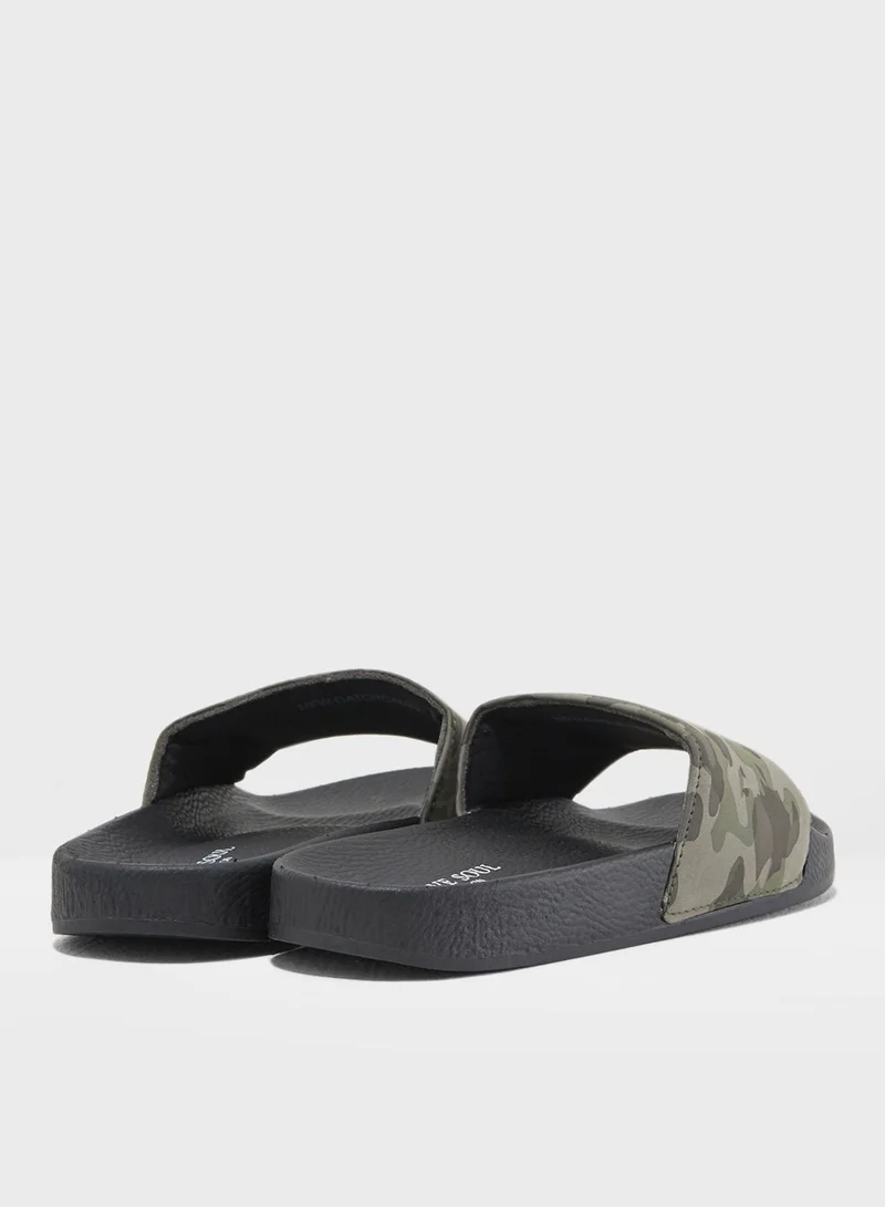 BRAVE SOUL Gator Sandals