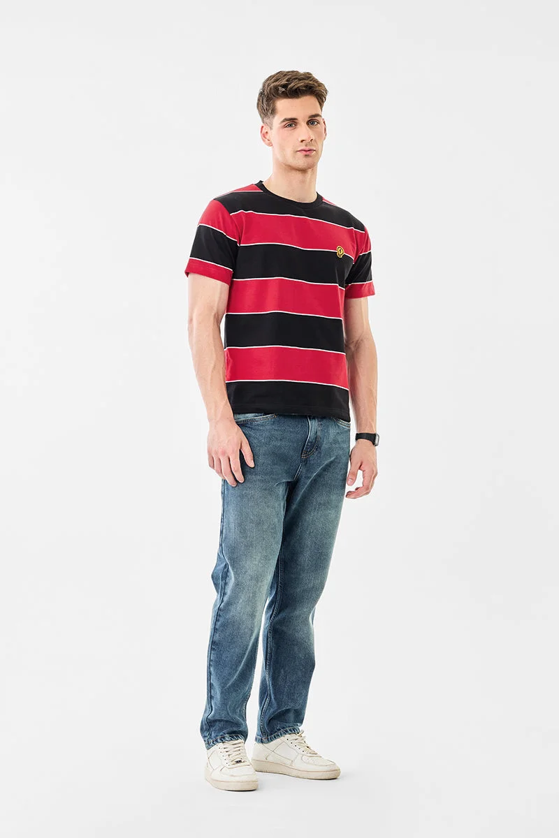 SNITCH تيشيرت بقصة عادية مخططة