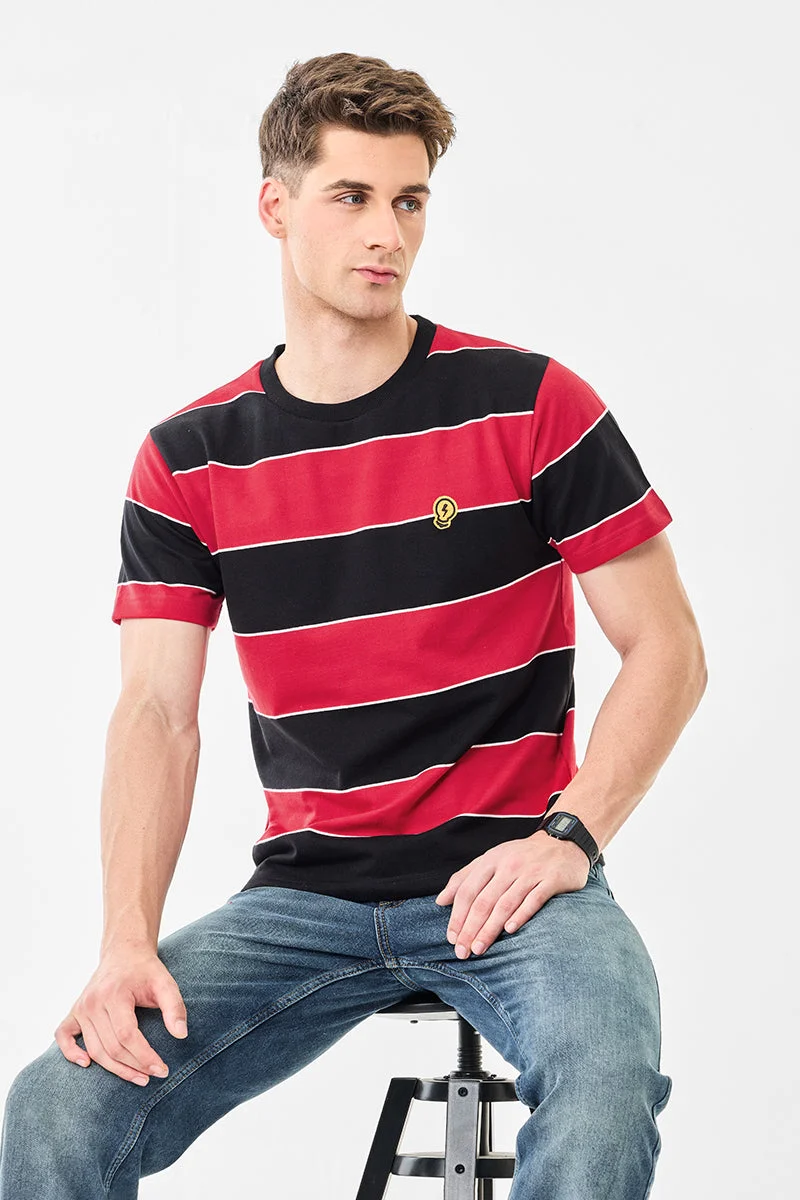 SNITCH تيشيرت بقصة عادية مخططة