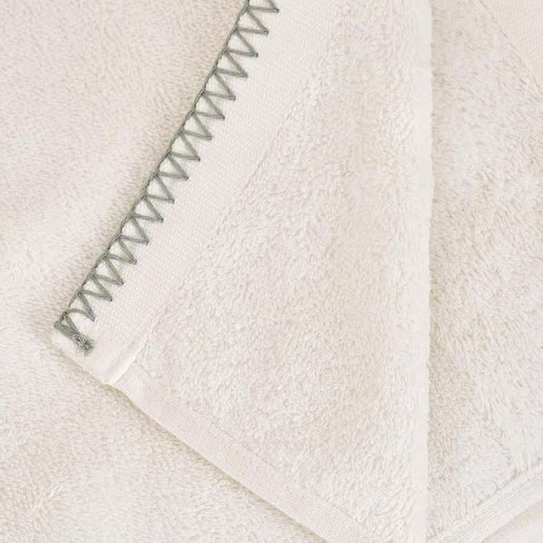 Pan Home منشفة استحمام شارلوت - بيضاء - Image 2