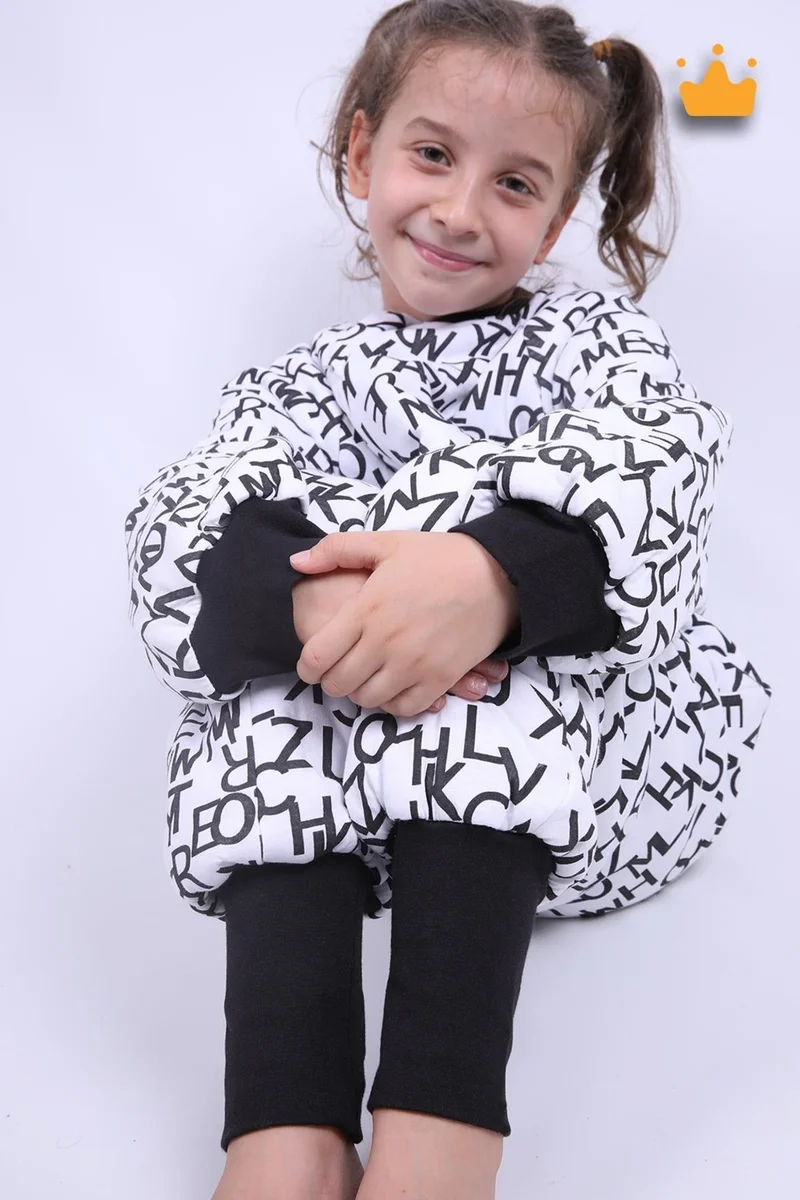 بيبي هولا Babyhola 5-9 Years 2.5 Tog Black Eagle Claw Bazaar Fan Fiber Filled Unisex Child Sleeping Bag 6020