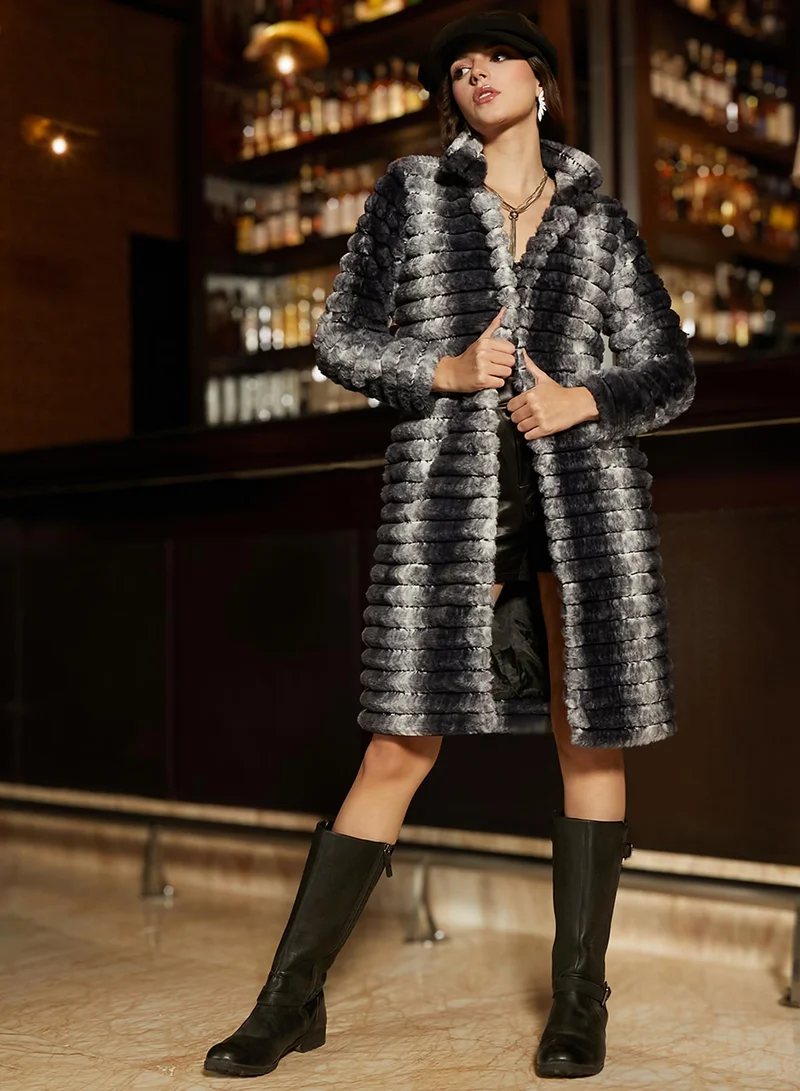 كامبوس سوترا Women's Midnight Black Ombre Ripple Long Coat