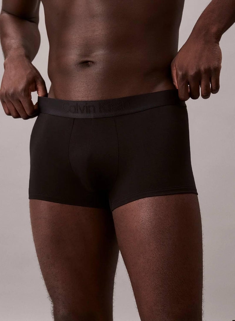 كالفن كلاين طقم سراويل داخلية CK Black بخصر منخفض من 3 قطع - Image 4