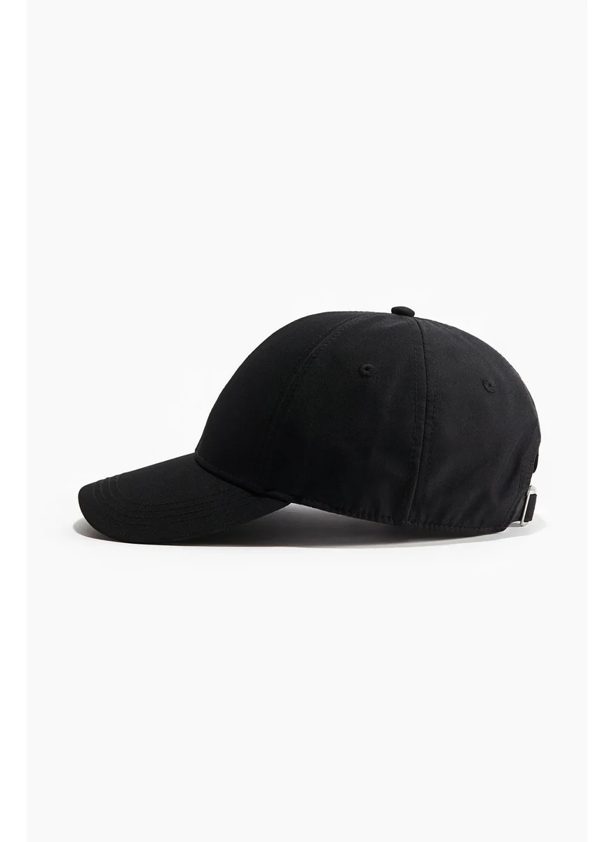 H&M Water-Repellent Sports Cap