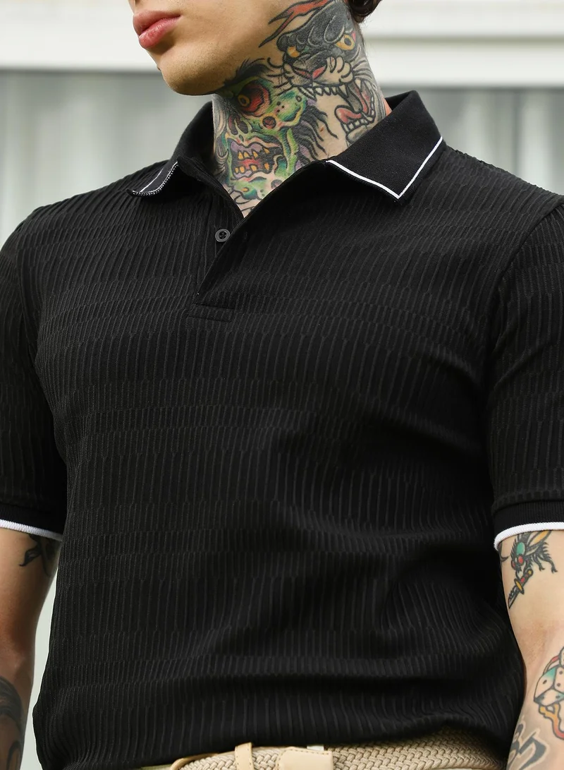 Campus Sutra Men's Textured Black Polo T-Shirt with Contrast Trim