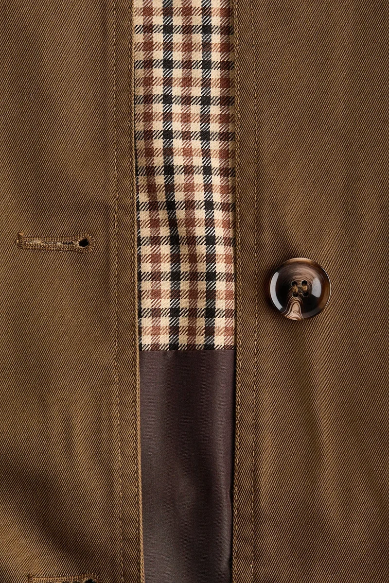 اتش اند ام جاكيت من التويل بتفصيل كيب