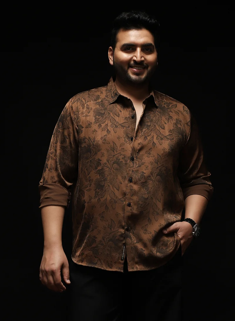 انستافاب بلس قميص رجالي بنقشة فراشة وحديقة باللون البني الشوكولاتة بياقة واسعة وأكمام طويلة بأزرار وحافة منحنية من البوليستر السادة بنقشة نباتية للملابس الكاجوال والشوارع