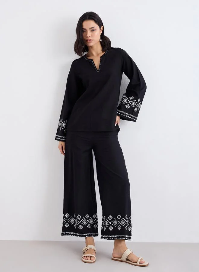 ستايلي Styli Black Border Print Notch Neck Top and Pants Co-Ords