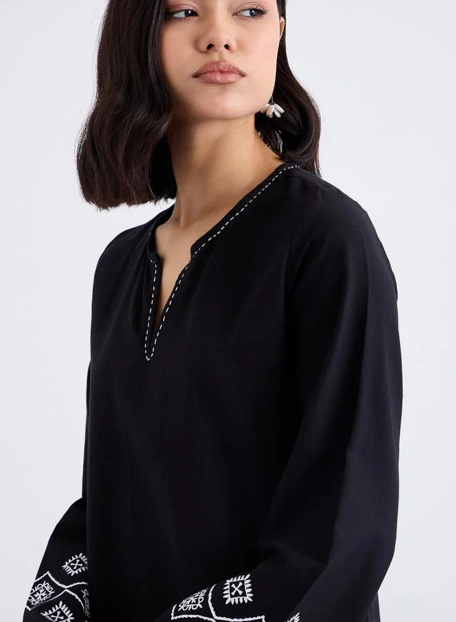 Styli Styli Black Border Print Notch Neck Top and Pants Co-Ords