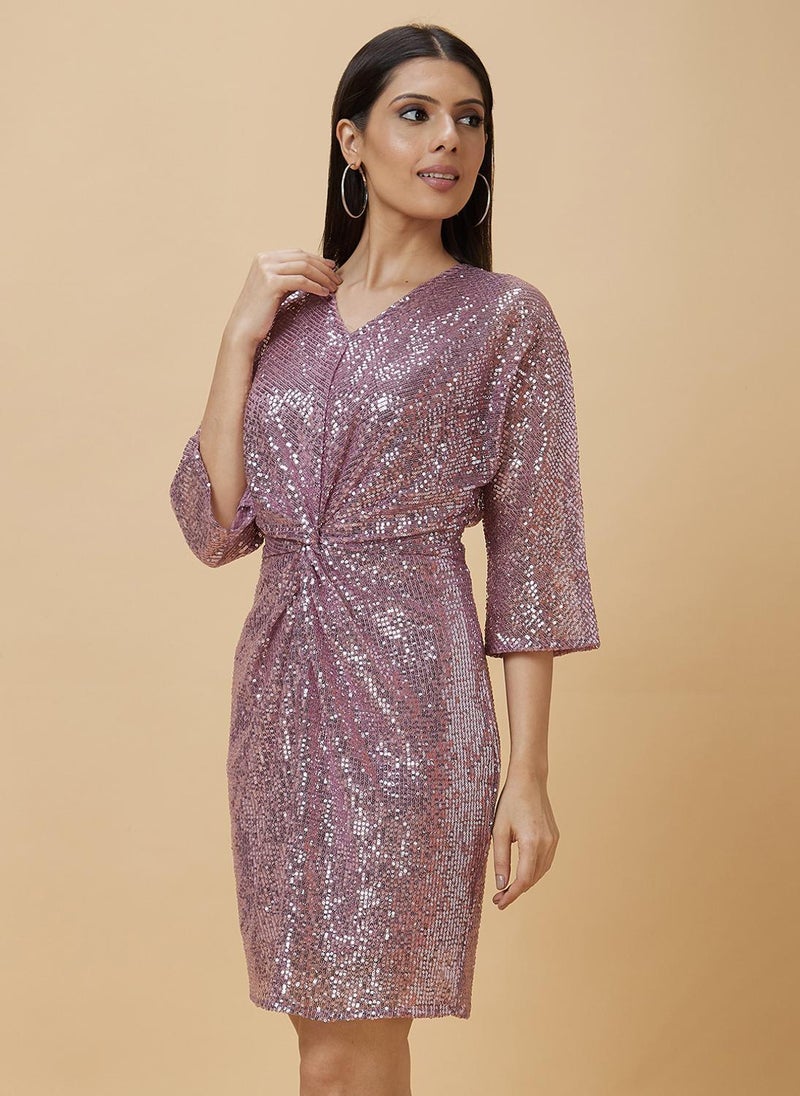 Globus Women's Rose Gold Party Sheath Dress with V-Neck and Twisted Detail - Image 4