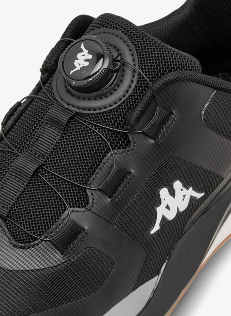 كابا أحذية رياضية رجالية بتفاصيل شعار وإغلاق بمشبك دوار - Image 4