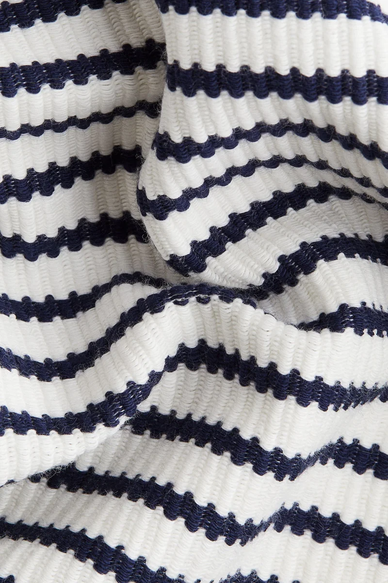 H&M Textured resort shirt