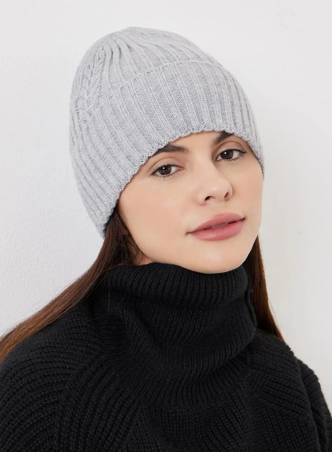 Styli Grey Cable Knit Beanie