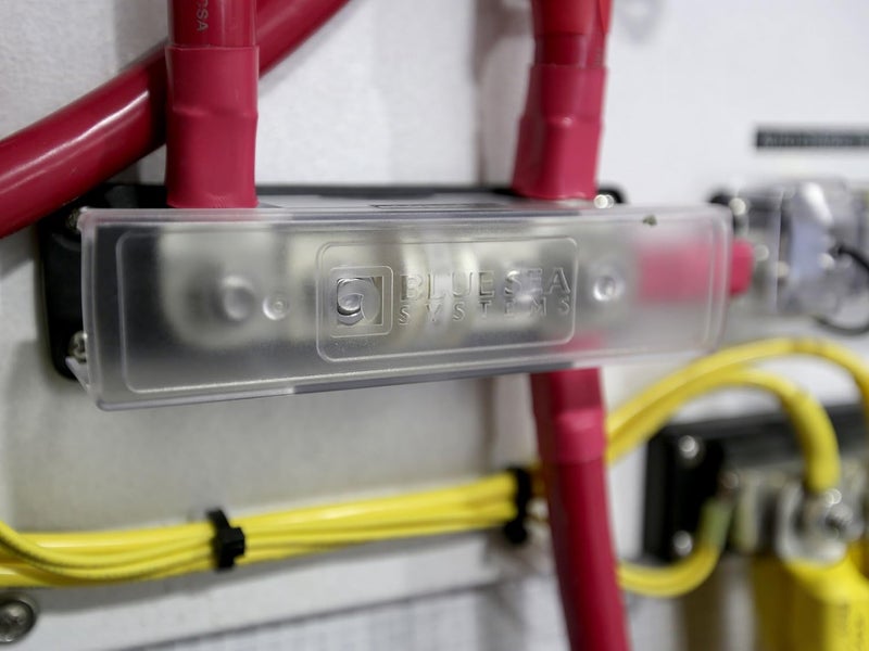 Blue Sea Systems Class T Fuse Block for 225A-400A Fuses, 320A Capacity - Image 2