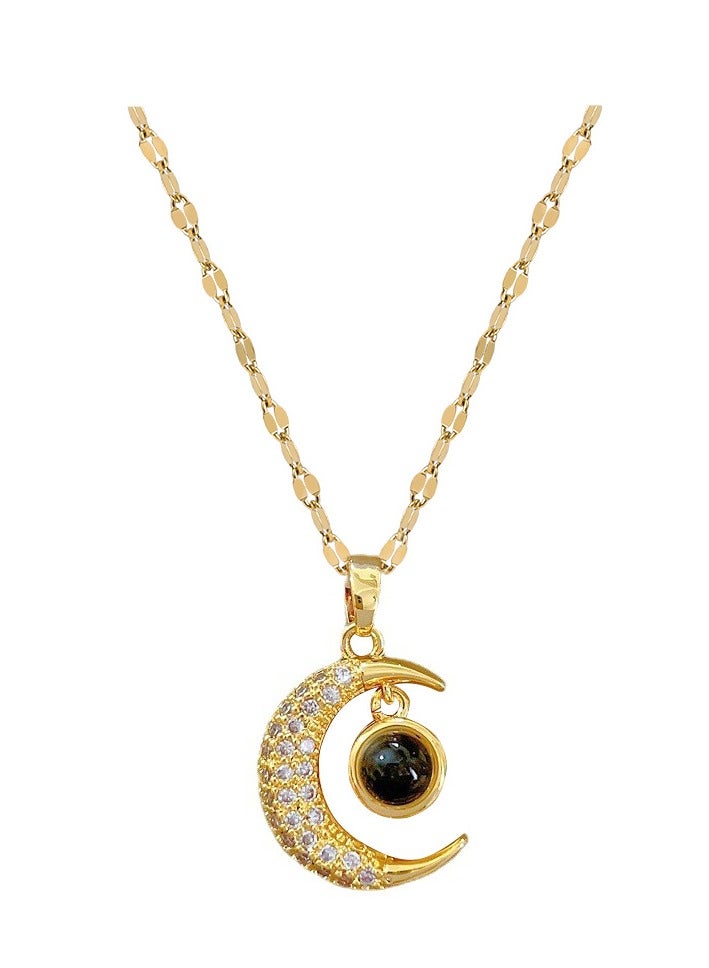 Sparkling luxury moon pendant necklace - Image 3