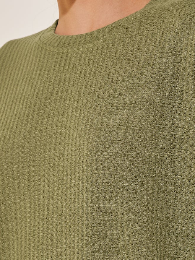 Styli Styli Walf Textured Round Neck Oversized T-Shirt - Image 4