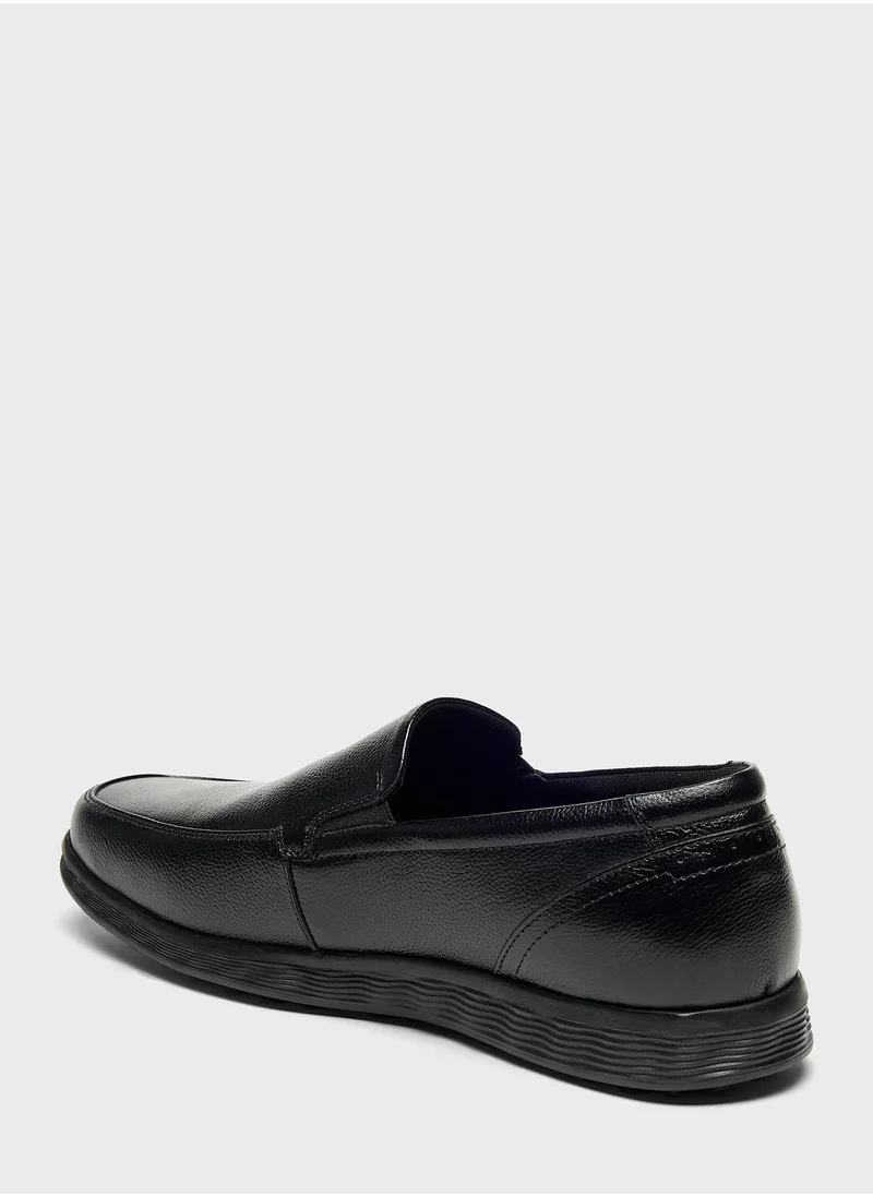 ال بي ال من شو اكسبرس Casual Slip Ons Shoes